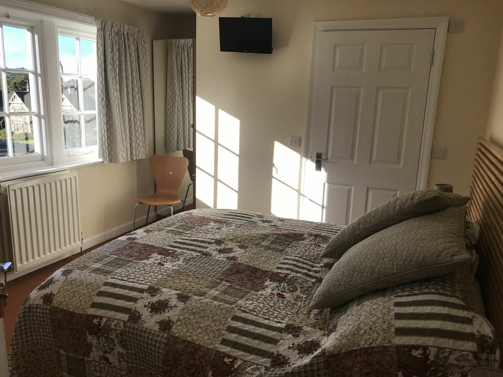 Ford Village Bed & Breakfast Екстер'єр фото
